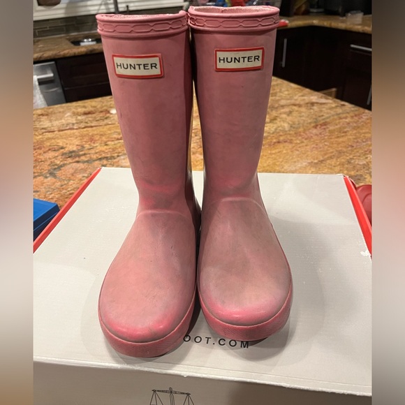 Hunter Boots - Picture 2 of 3